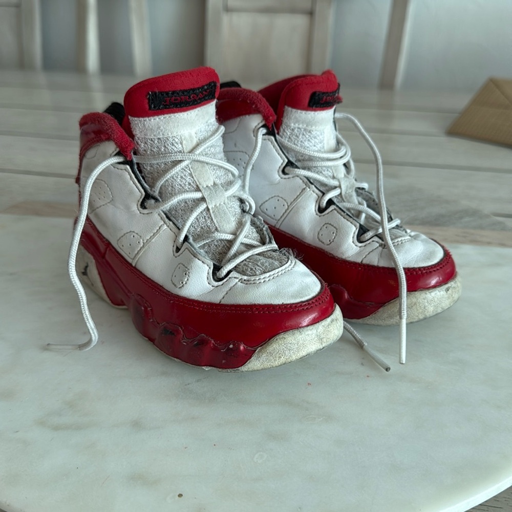 Jordan Gym Red 9